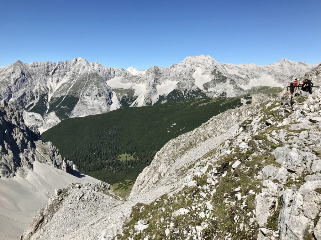 Das ist das Karwendelpanorama am Hafelekar - eine gigantische Bergkulisse